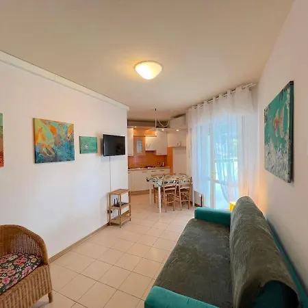 Rubin 81 Apartment