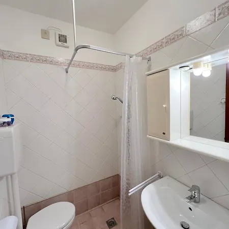 Rubin 81 דירה ליגננו סביאדורו